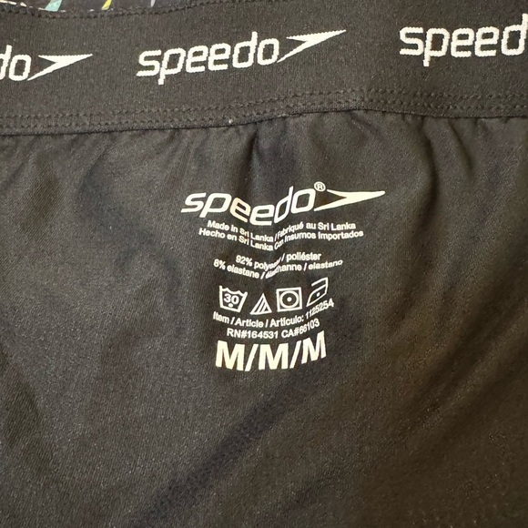 SPEEDO men’s medium swim trunks - Picture 5 of 10